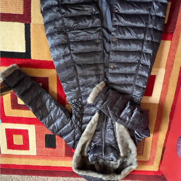 Winter jacket. - Picture 3 of 3